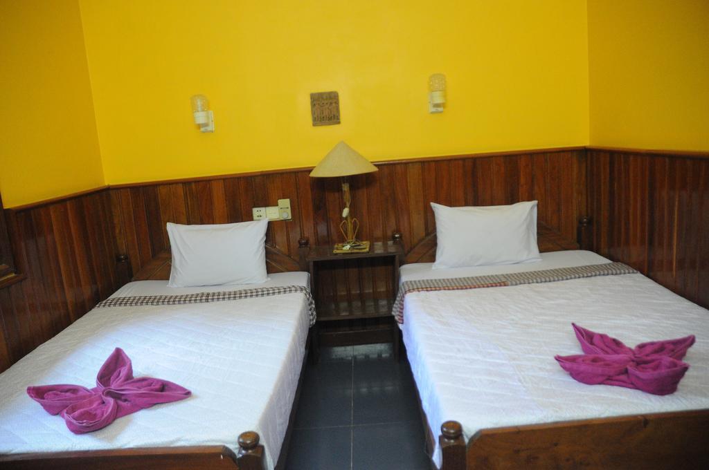 Big Lyna Villa Siem Reap Esterno foto