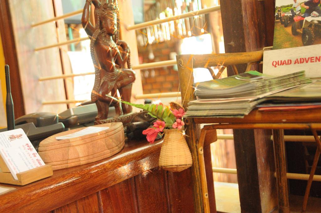 Big Lyna Villa Siem Reap Esterno foto
