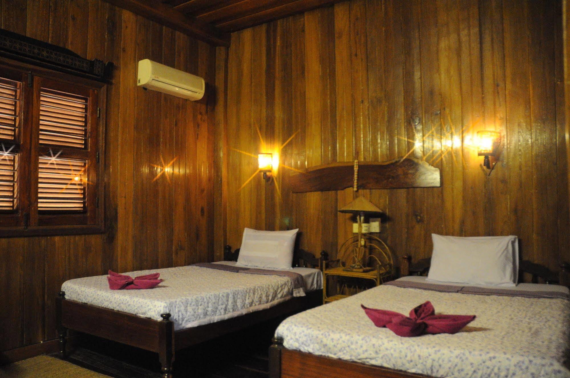 Big Lyna Villa Siem Reap Esterno foto