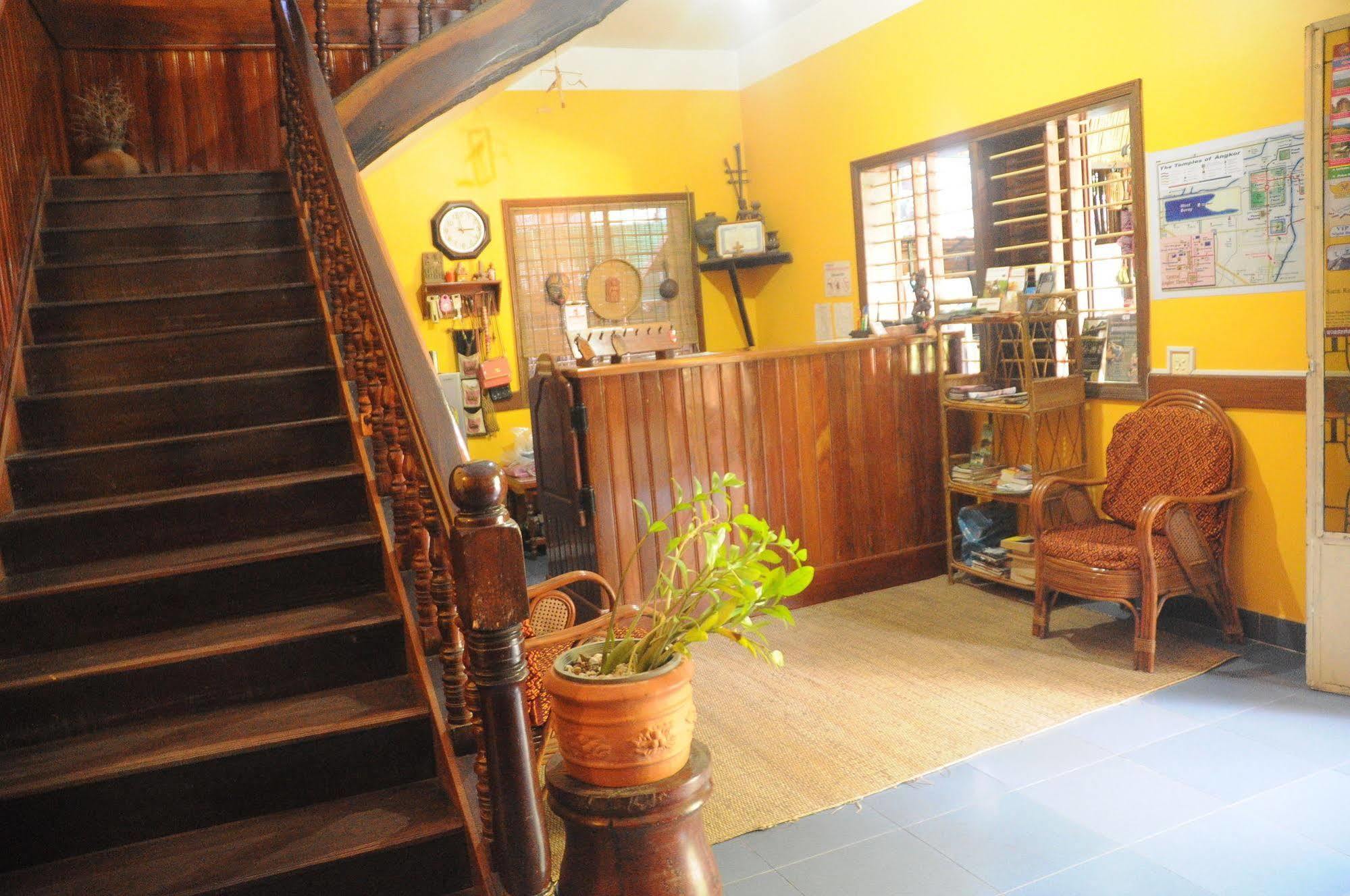 Big Lyna Villa Siem Reap Esterno foto