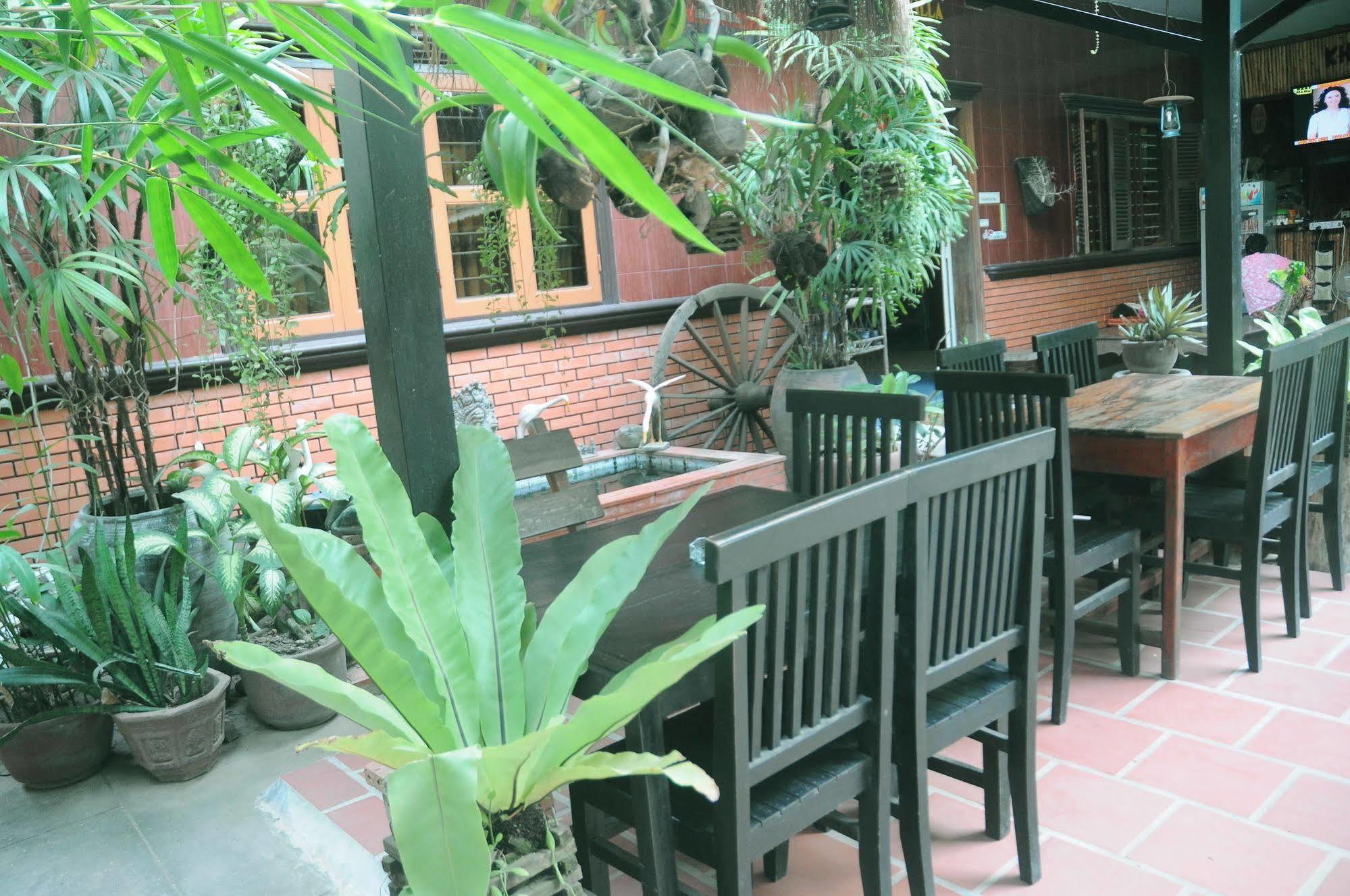 Big Lyna Villa Siem Reap Esterno foto